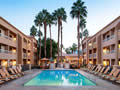 Palm Springs Golf Courses: Courtyard Marriott Palm Springs